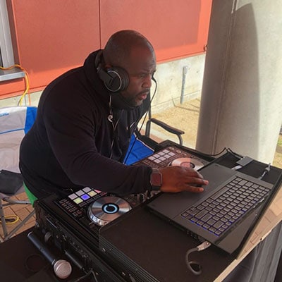 Mobile DJ